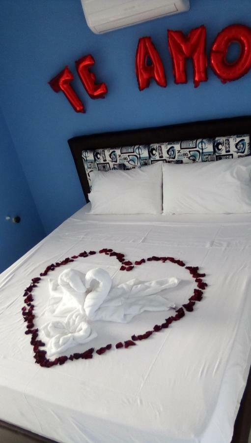 Okawango Hotel Хирардот Экстерьер фото